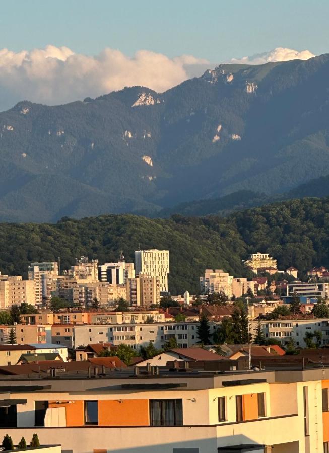 Koa - Urban Penthouse Appartamento Braşov Esterno foto