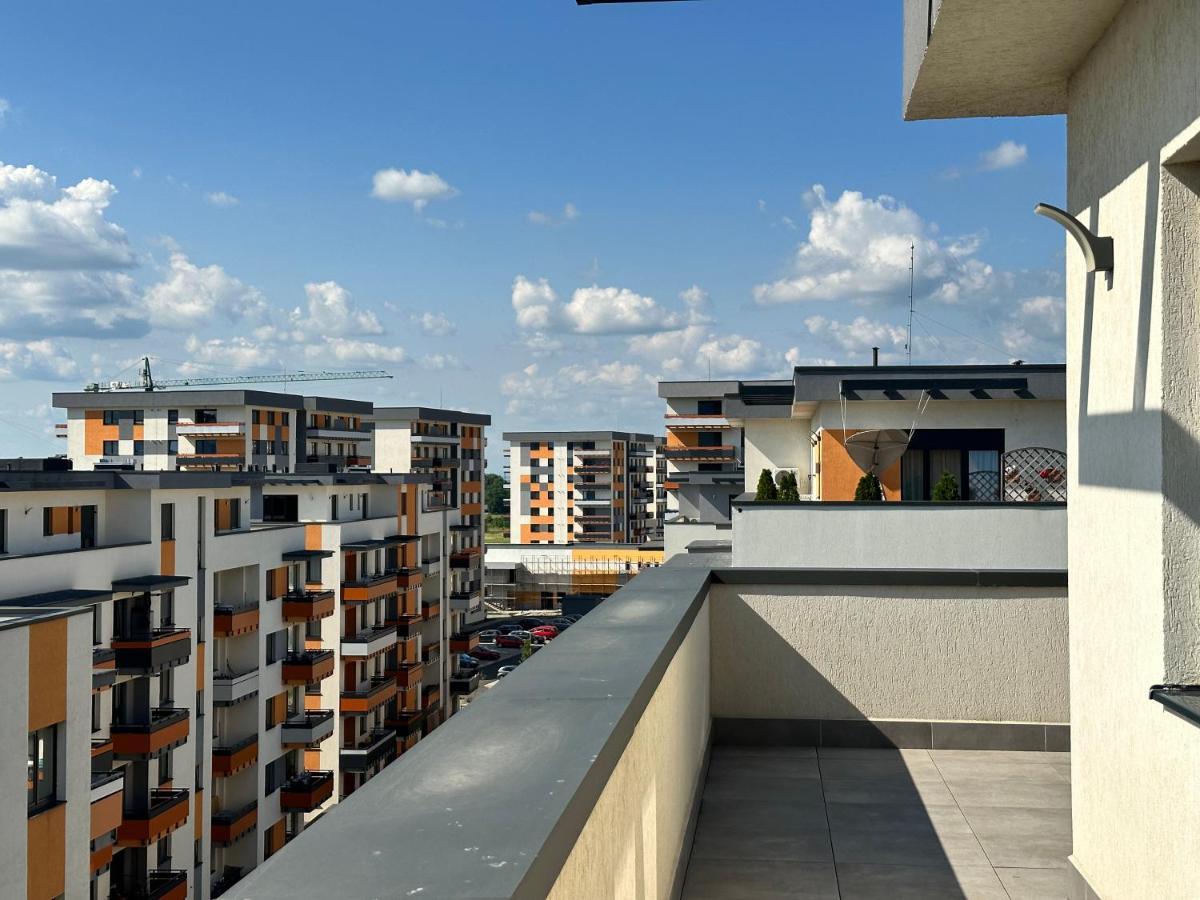 Koa - Urban Penthouse Appartamento Braşov Esterno foto